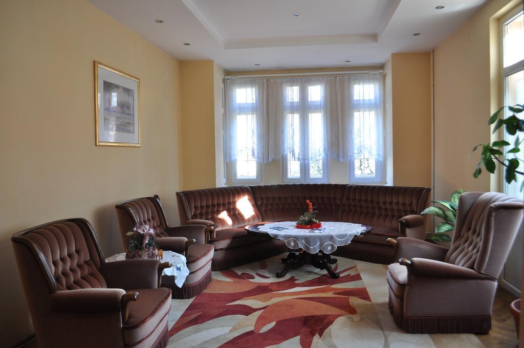 Pensiunea Micsunica Sinaia Kamer foto
